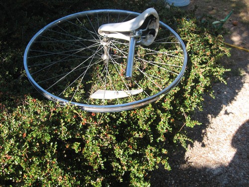 Raleigh 622 front wheel alloy - ,